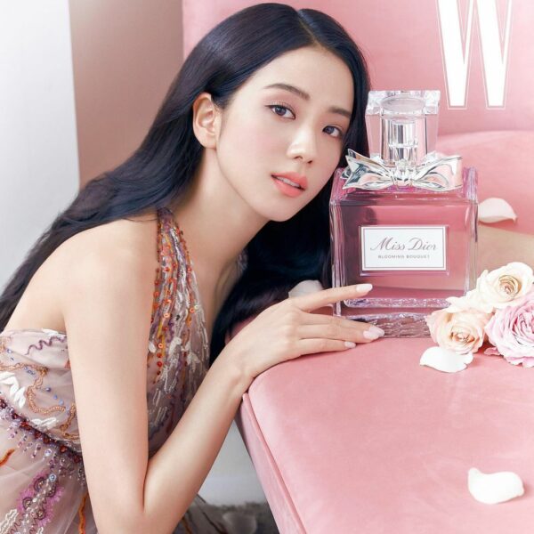 내가 제일 사랑하는 향수 #블루밍부케 
@diorparfums  #missdior…