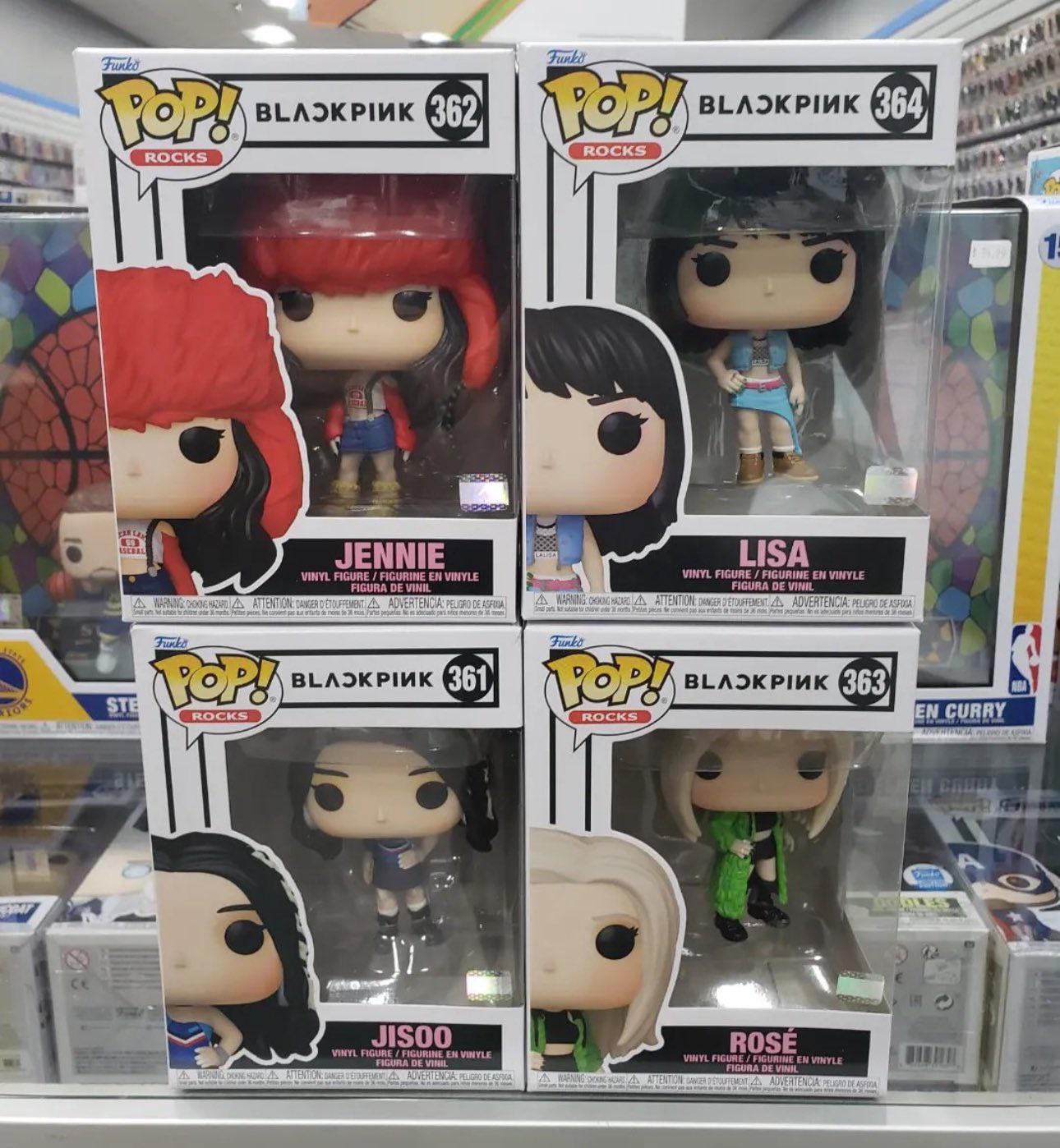 230824 First look at Blackpink funko pops!!