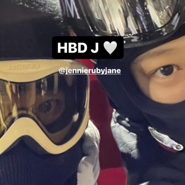 240116 silvergunnnn IG Story Update w/ Jennie