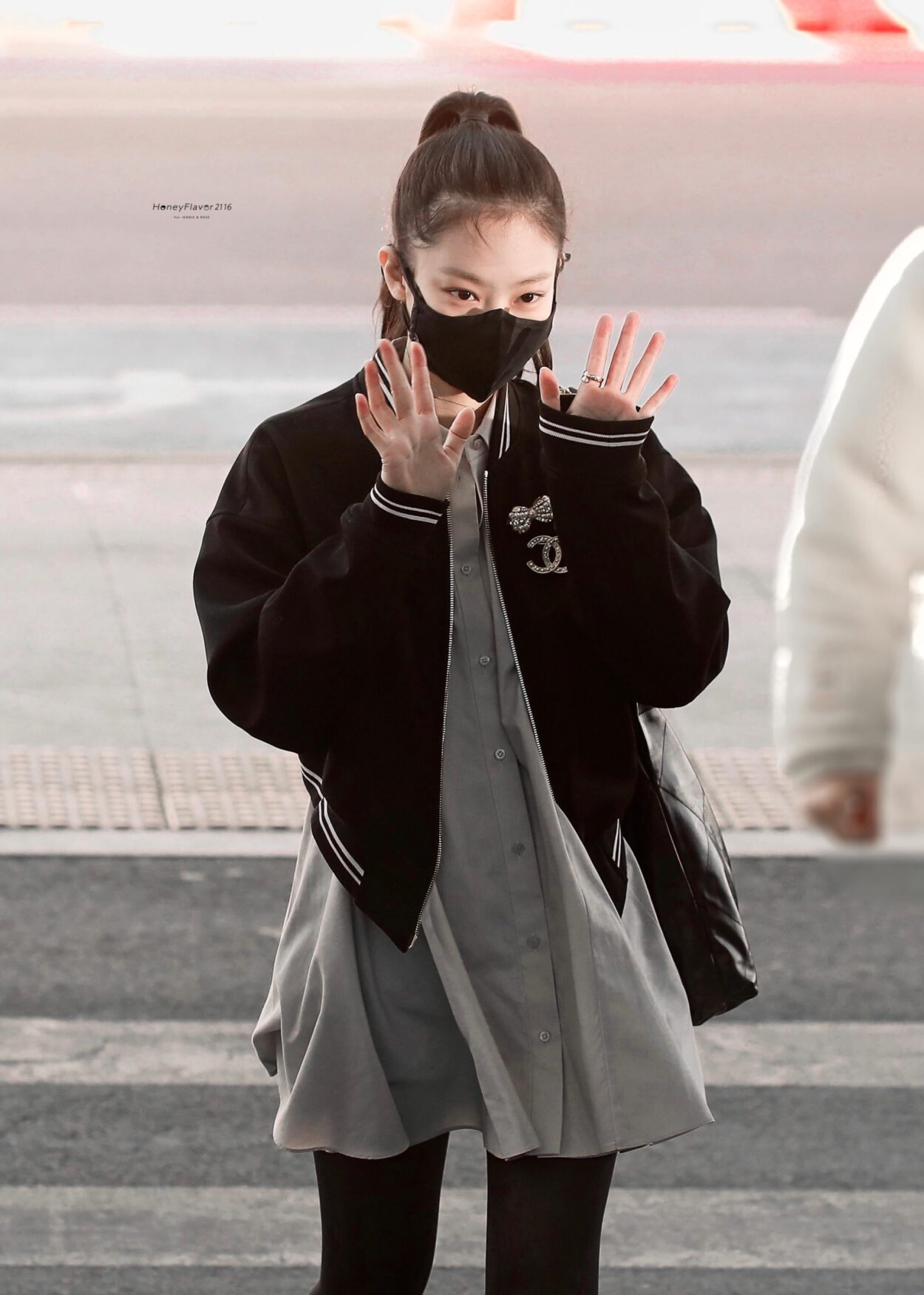 220305 Jennie