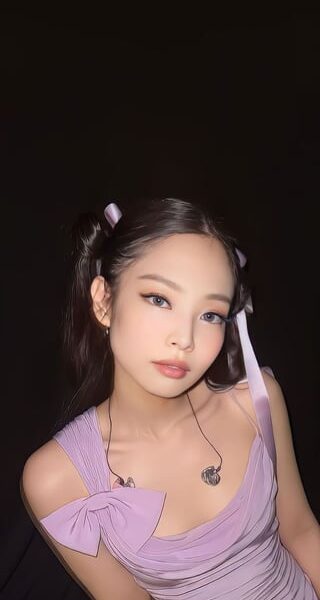 Jennie's wallpaper