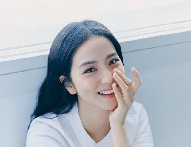 240312 NAVER News: JISOO donates all proceeds from her personal YouTube channel ‘Happiness Index 103%’