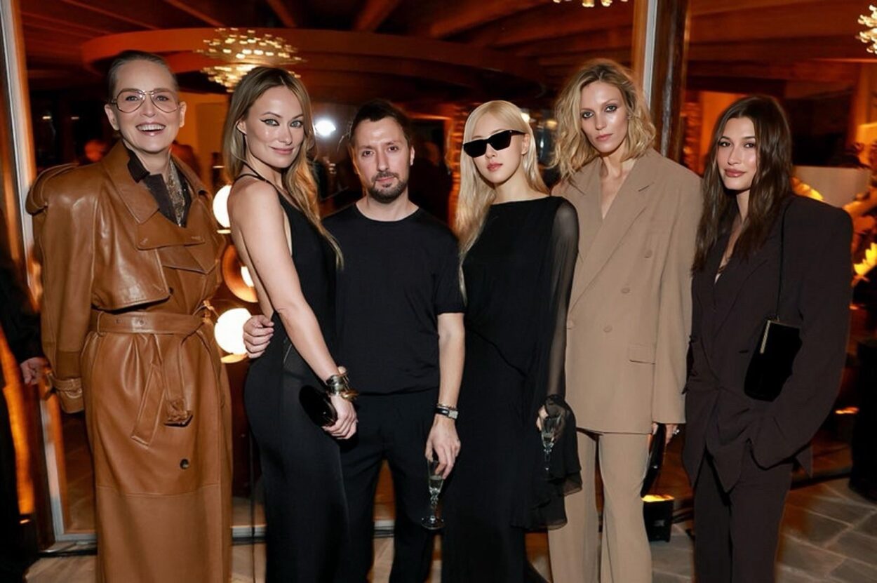 240308 Rosé w/ Sharon Stone, Olivia Wilde, Anthony Vaccarello, Anja Rubik, & Hailey Beiber @ Pre-Oscars Party hosted by SAINT LAURENT