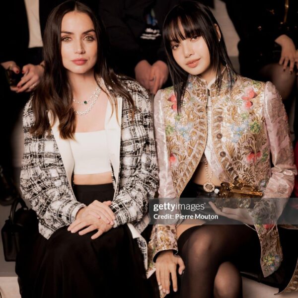 240305 Lisa and Ana de Armas @ LOUIS VUITTON Paris Fashion Week [Getty Images]
