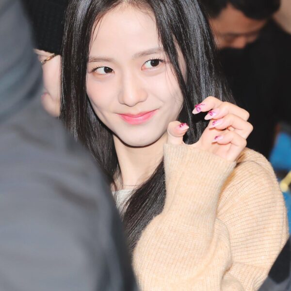 230410 Jisoo