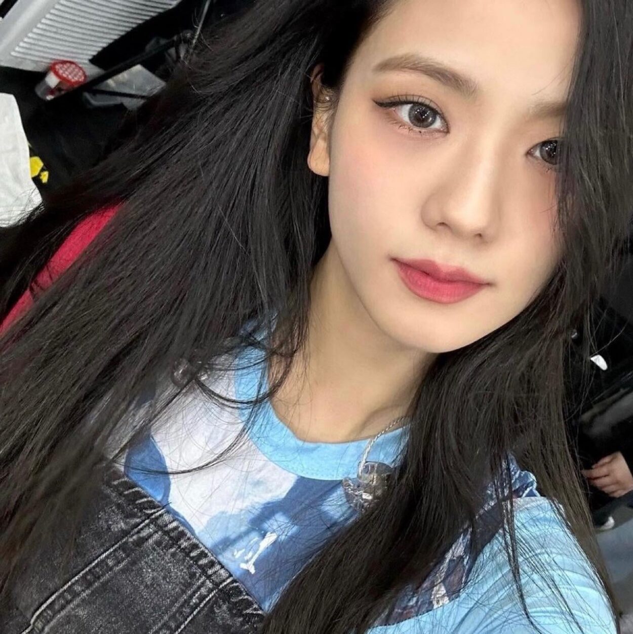 230407 Jisoo