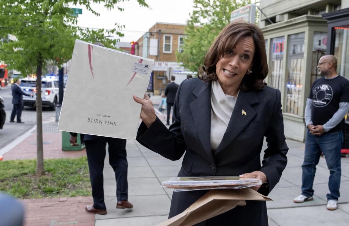 Since the Kamala Harris vinyl meme is so hot now… had to do this! :)