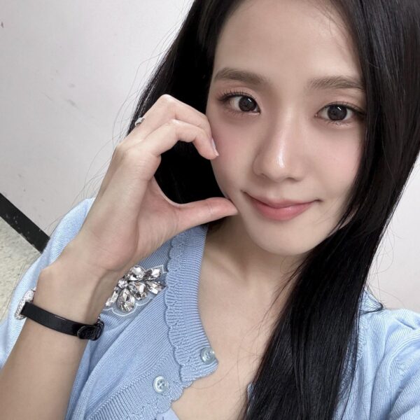 240808 Jisoo Bubble Update