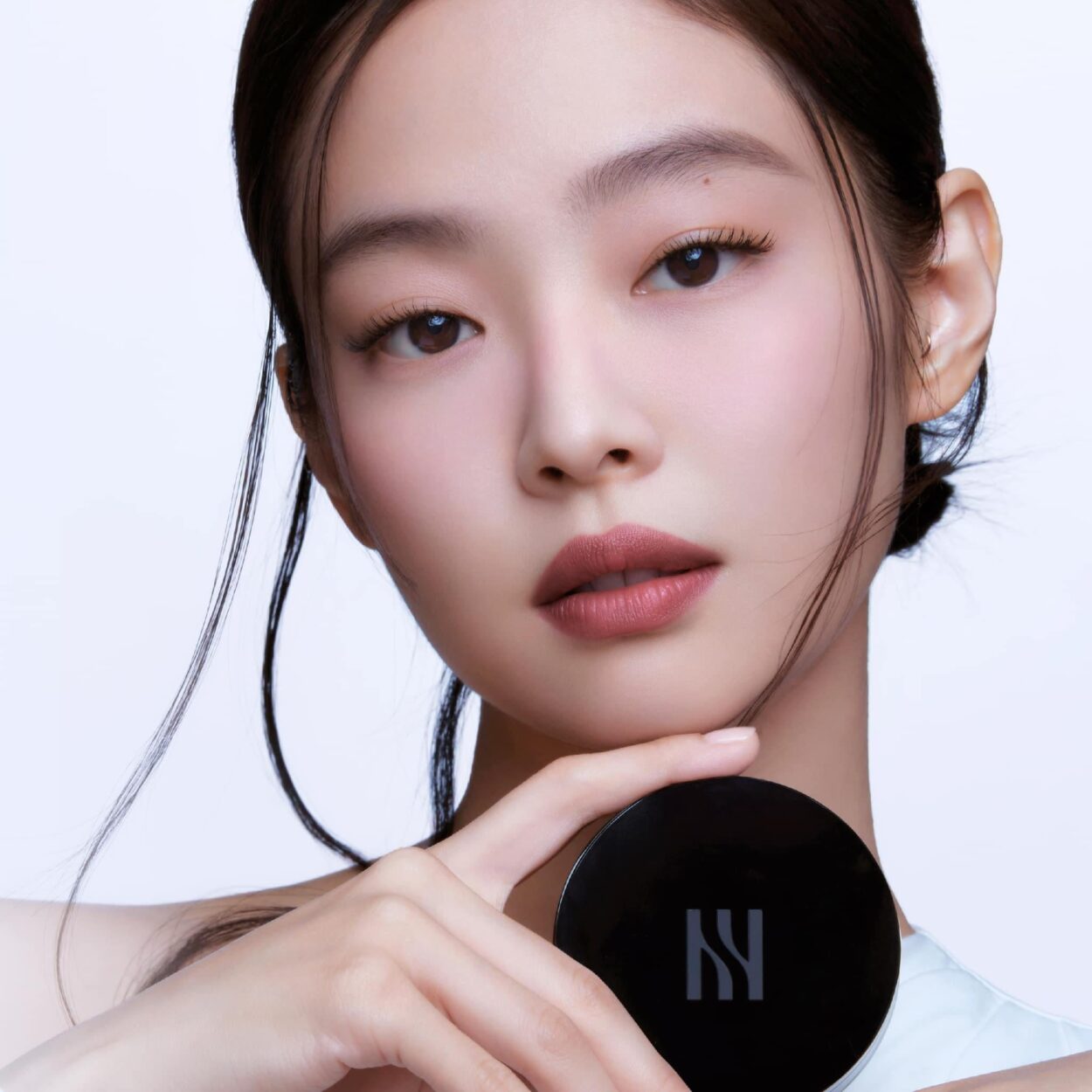 240806 Jennie for HERA