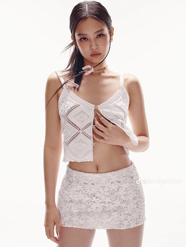 Jennie in White