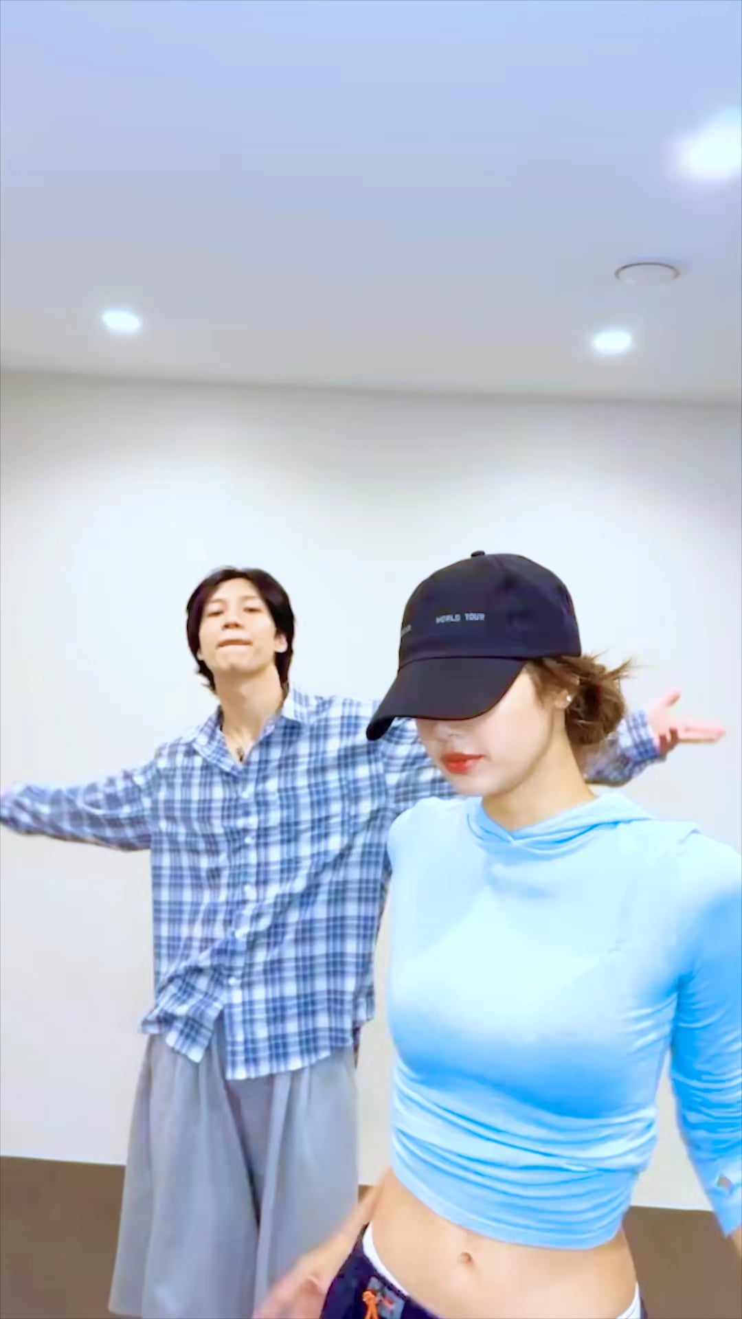 240906 Taemin TikTok Update w/ Lisa