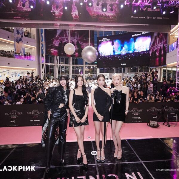 240930 BLACKPINK - WORLD TOUR [BORN PINK] IN CINEMAS PINK CARPET & PINKSTAGE GREETING