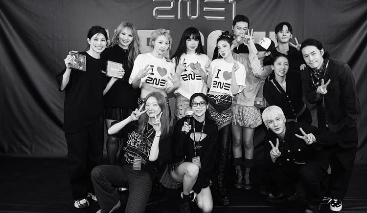 241009 CL IG Update w/ Jennie, 2NE1 and YG family