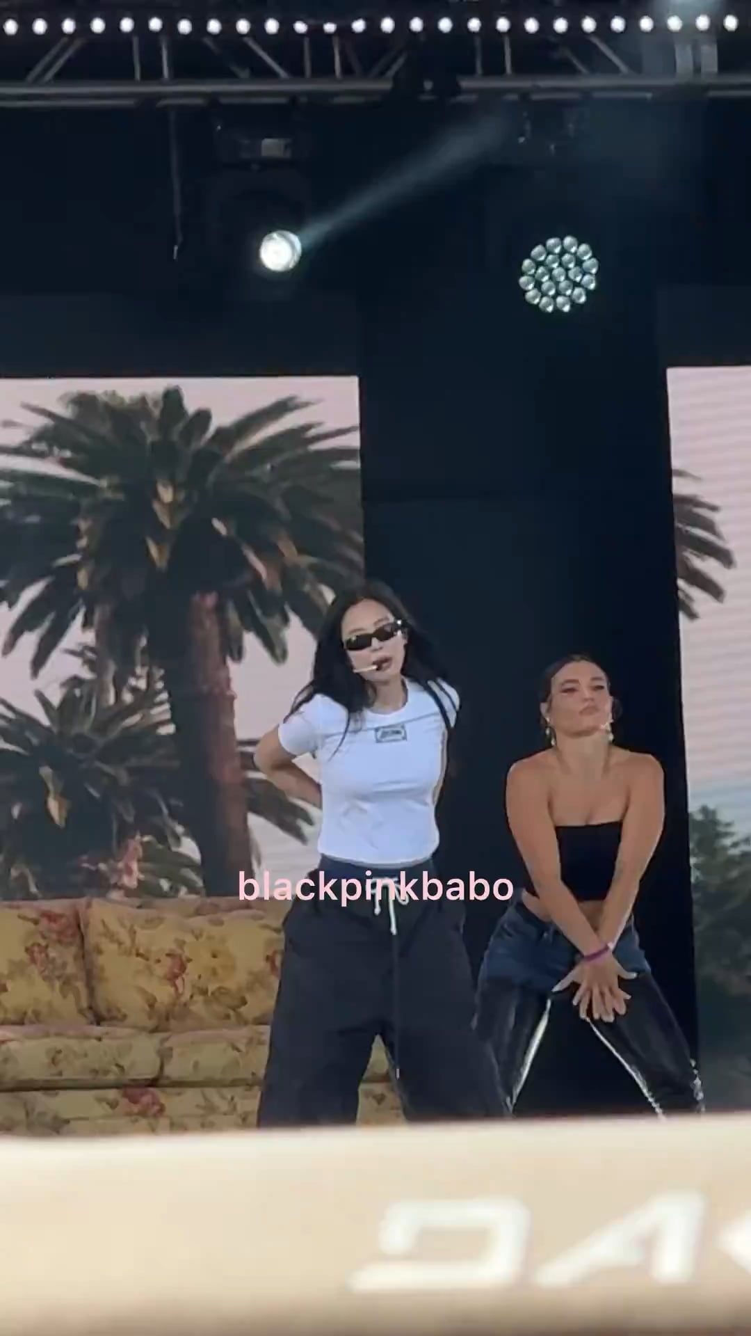 241015 Jennie rehearsing ‘Mantra’ for Jimmy Kimmel Live!