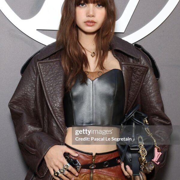 241001 Lisa at Louis Vuitton Paris Fashion Week