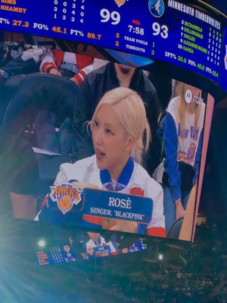 241014 Rosé @ the Madison Square Garden Jumbotron