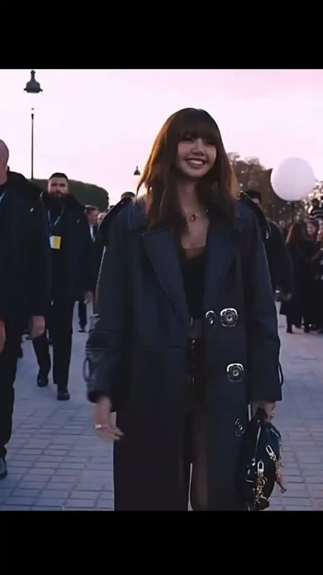 241001 Lisa at Louis Vuitton Paris Fashion Week