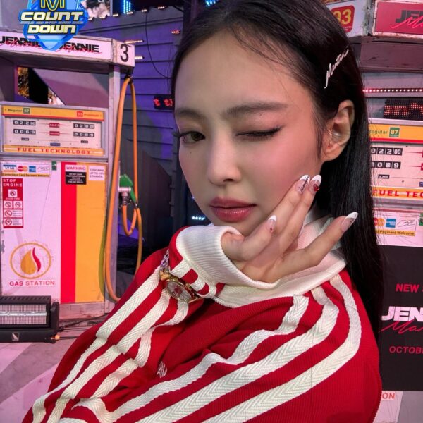 241017 Mnet M Countdown X Update With Jennie - Pre-Show Photo